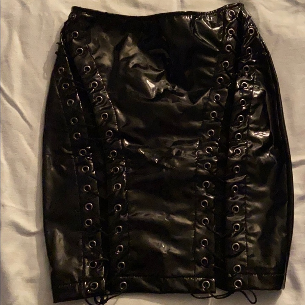 Women’s skirt